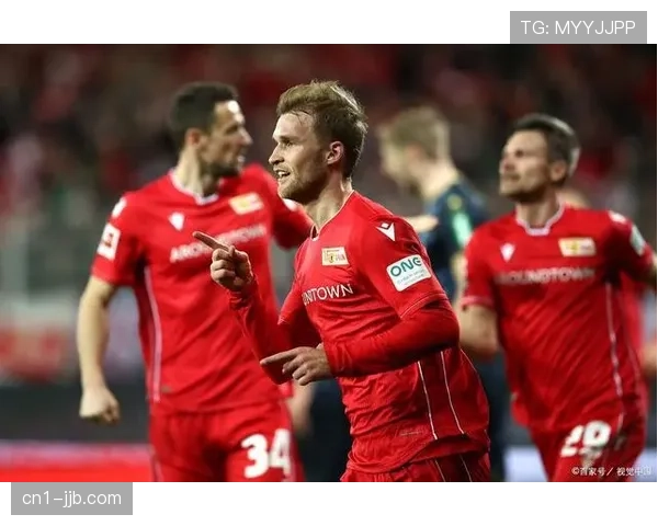 柏林联合钢铁防线崩塌，平民铁军深陷状态低迷与人员危机